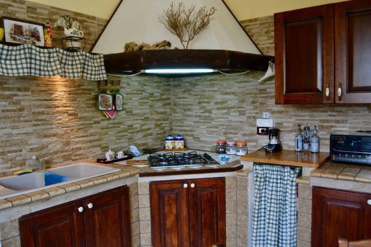 Villa Rosa - Ai Piedi Dell'Etna Бруколи Екстериор снимка