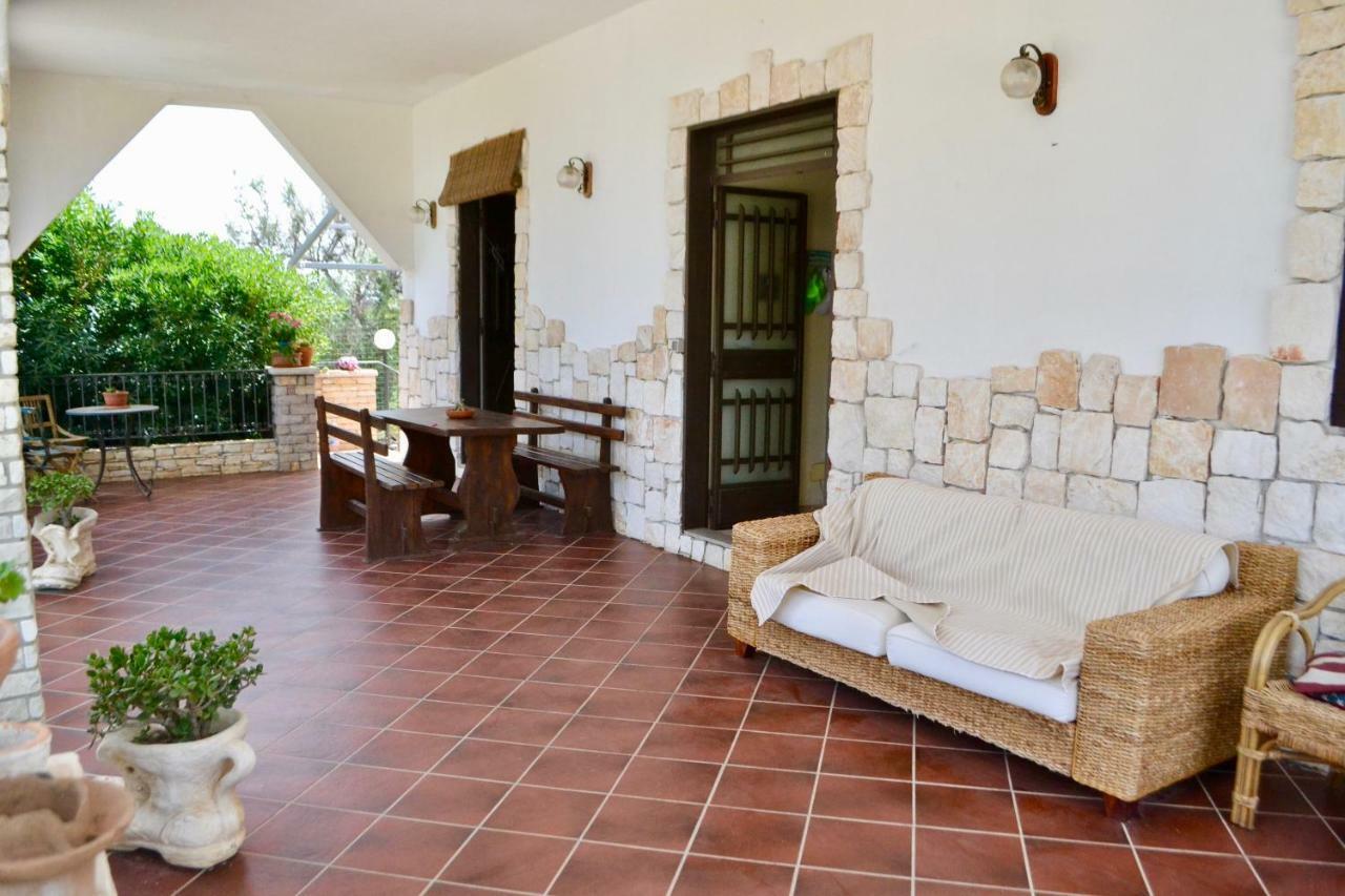 Villa Rosa - Ai Piedi Dell'Etna Бруколи Екстериор снимка