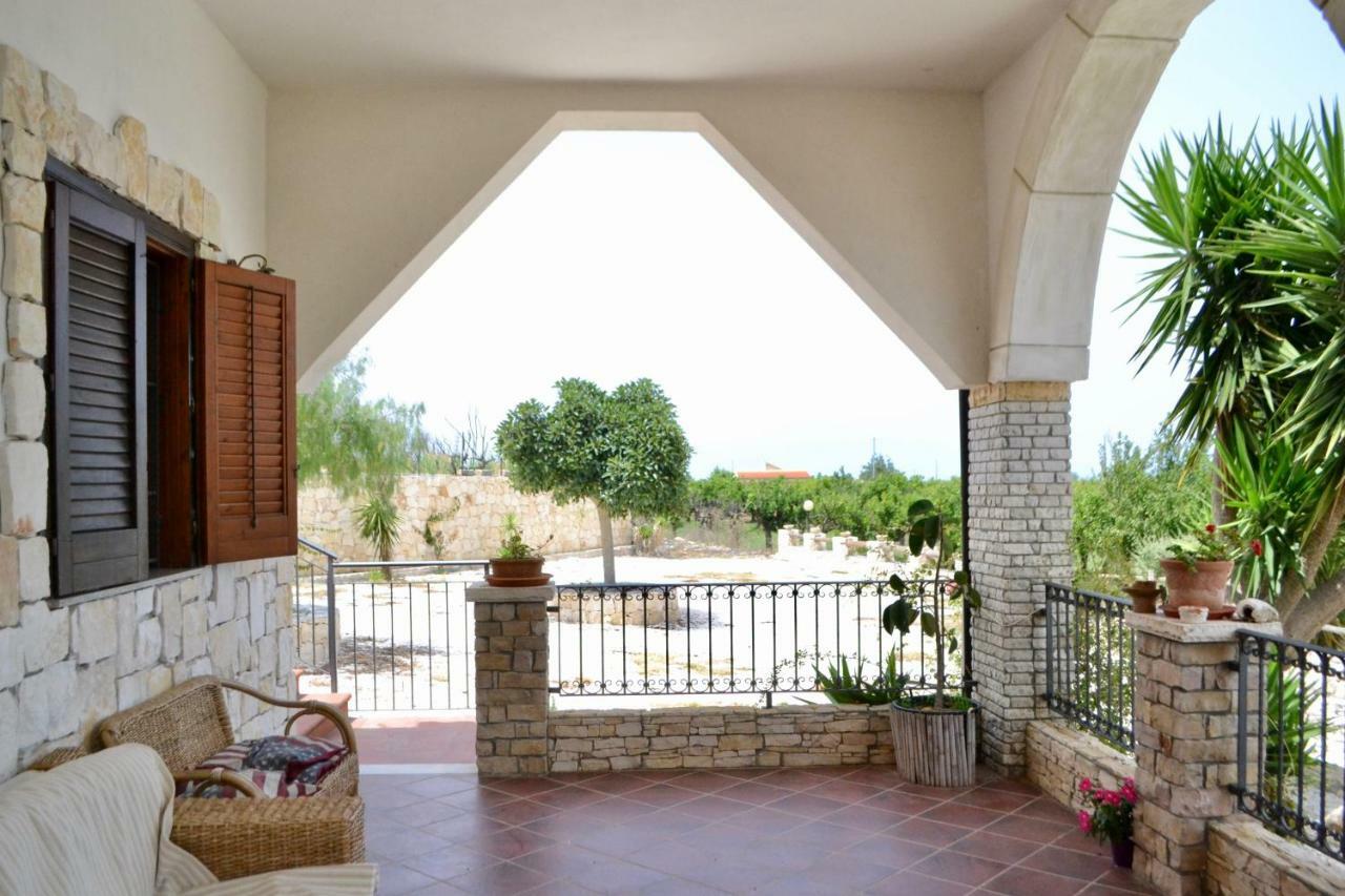 Villa Rosa - Ai Piedi Dell'Etna Бруколи Екстериор снимка